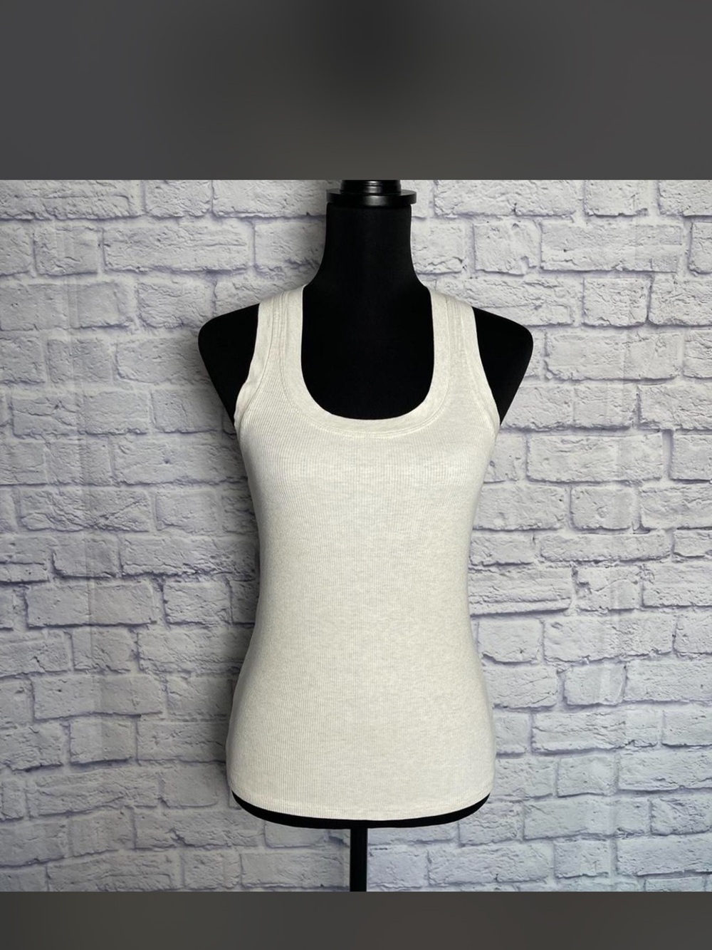 Aerie Cream Ribbed Racerback Tank Top Size Small